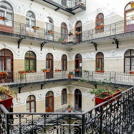 Cape Code Apartment Budapest Bagian luar foto