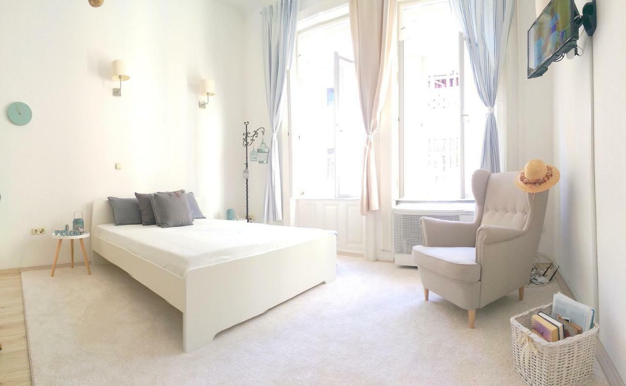 Cape Code Apartment Budapest Bagian luar foto